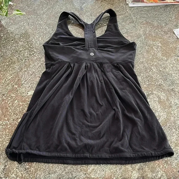 Lulu Lemon Women’s Power Dance Tank Top Racerback Loose Black Shelf Bra Size 6 - Picture 8 of 14